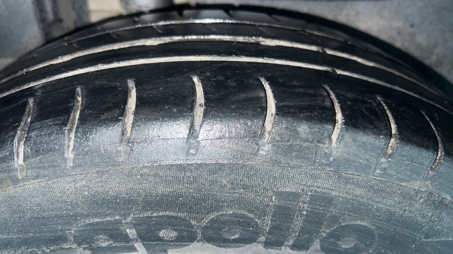 Used 2017 Maruti Suzuki Dzire VXi Petrol Manual tyres RIGHT REAR TYRE TREAD VIEW