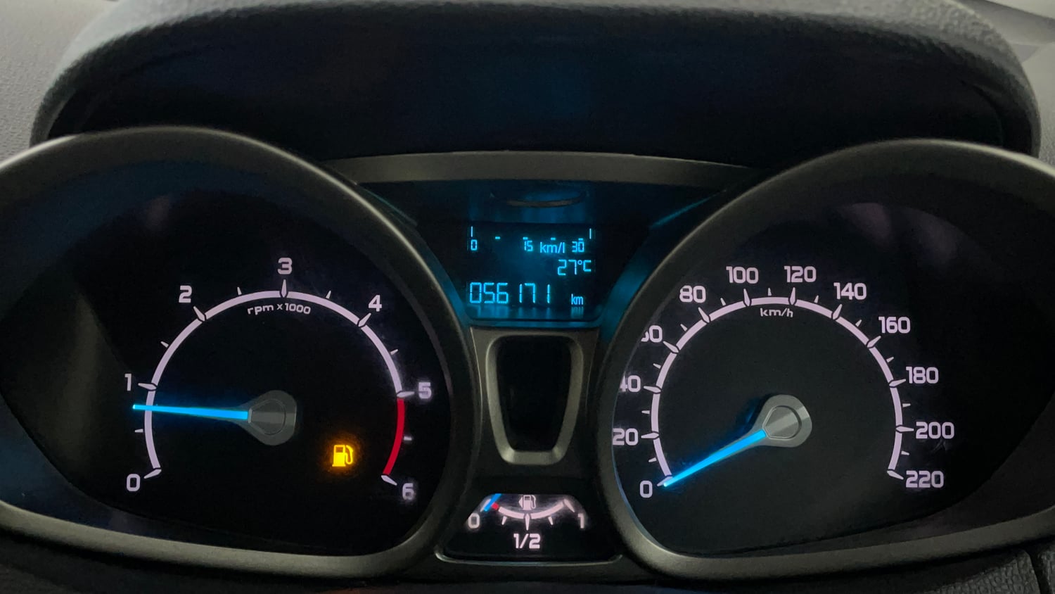 Used 2016 Ford EcoSport Titanium 1.5L TDCi Diesel Manual interior CLUSTERMETER VIEW