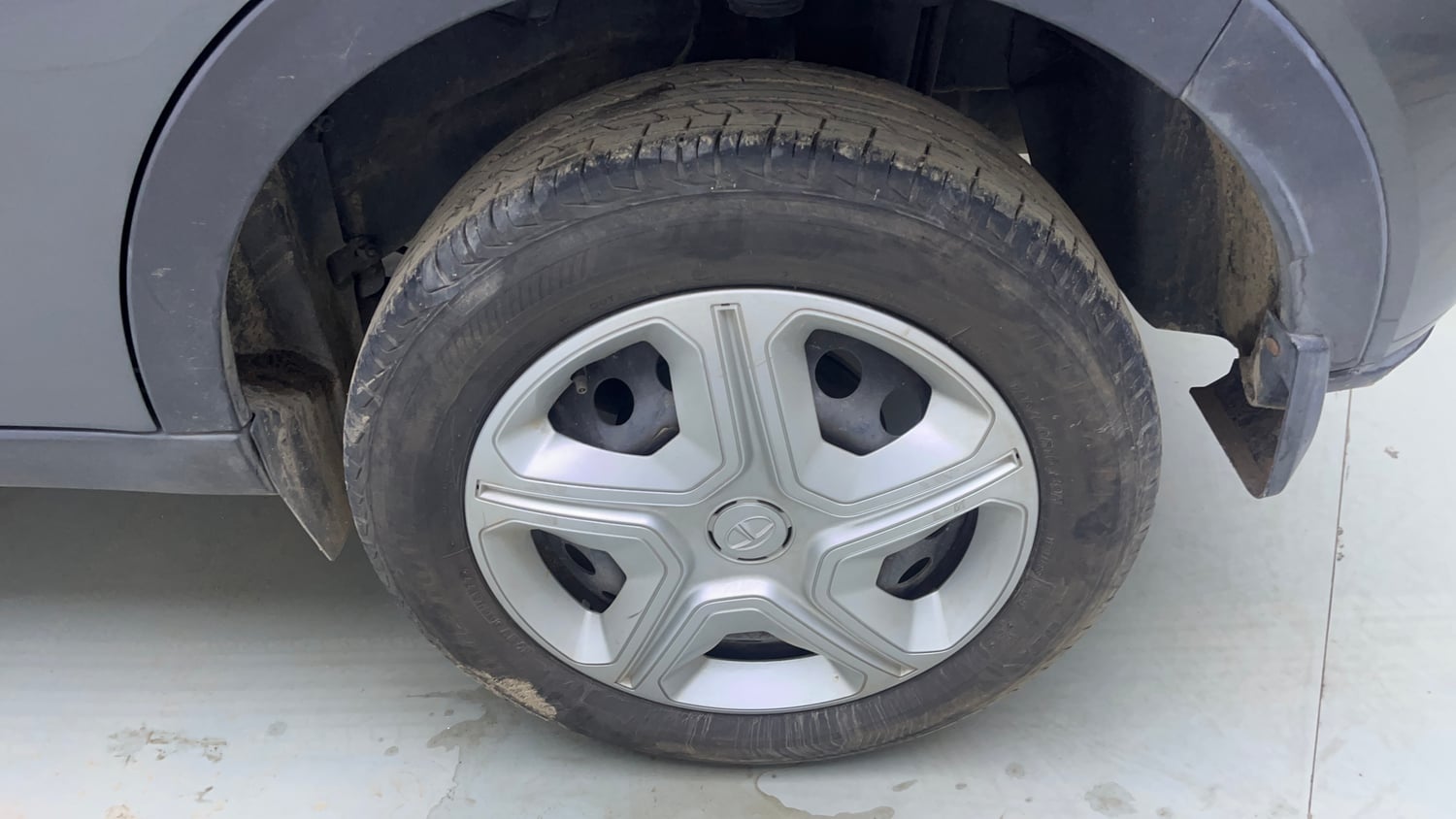 Used 2022 Tata Nexon XM Plus (S) Petrol Manual tyres LEFT REAR TYRE RIM VIEW