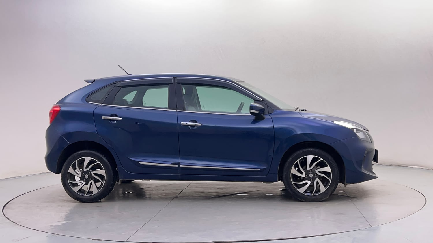 Used 2021 Maruti Suzuki Baleno Alpha Automatic Petrol Automatic exterior RIGHT SIDE VIEW