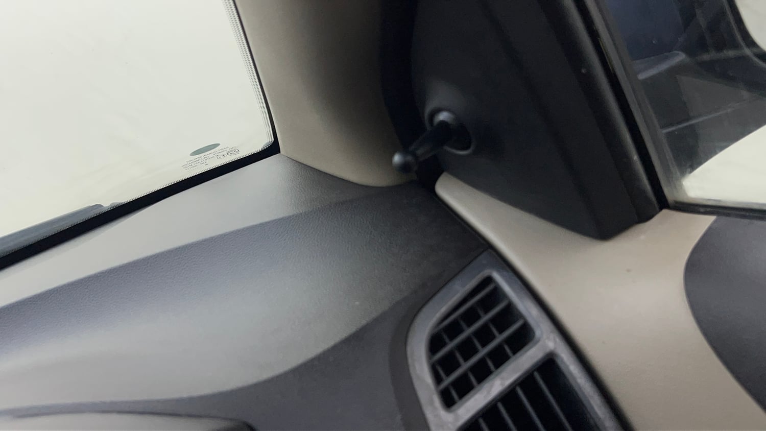 Used 2013 Hyundai i20 Era 1.2 Petrol Manual top_features Adjustable ORVM