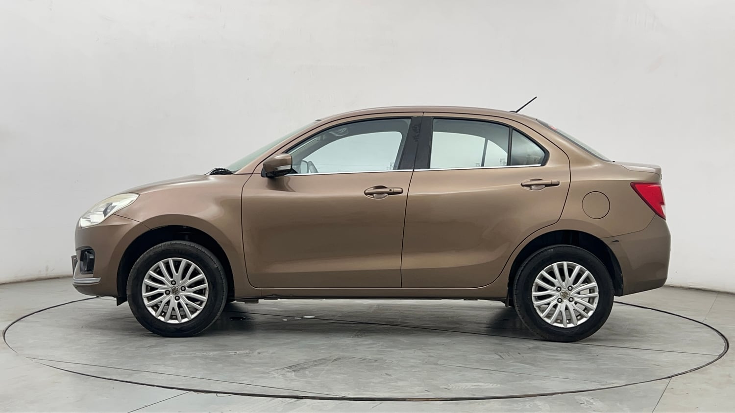 Used 2017 Maruti Suzuki Dzire ZXi Petrol Manual exterior LEFT SIDE VIEW