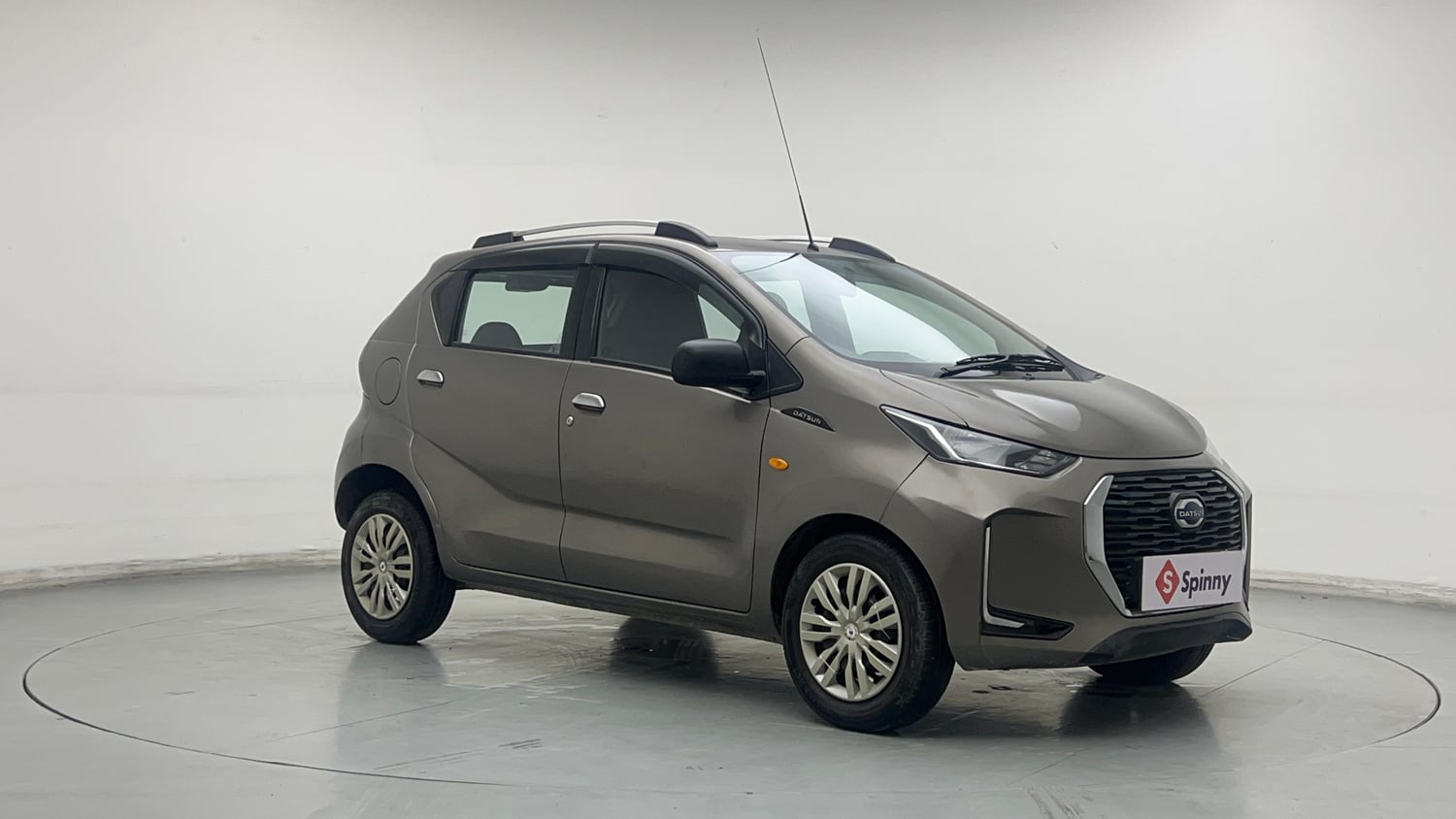 Used 2021 Datsun Redi-GO A Petrol Manual exterior RIGHT FRONT CORNER VIEW