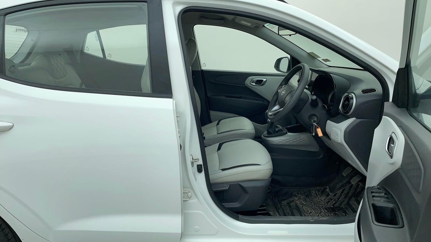 Used 2021 Hyundai Grand i10 Nios Sportz 1.2 Kappa VTVT Petrol Manual interior RIGHT SIDE FRONT DOOR CABIN VIEW