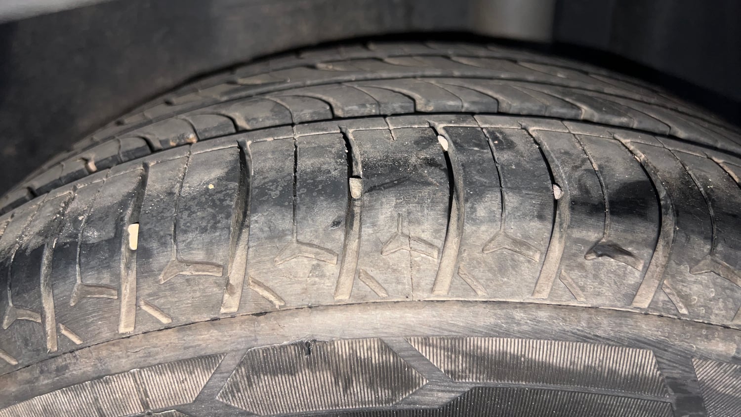 Used 2020 Ford Freestyle Titanium Plus 1.2 Ti-VCT Petrol Manual tyres LEFT REAR TYRE TREAD VIEW