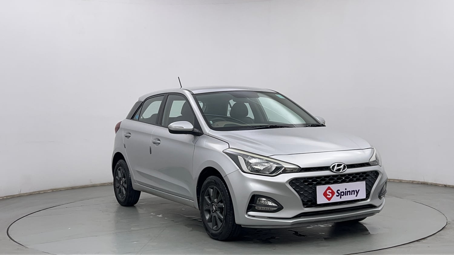 Used 2018 Hyundai Elite i20 Asta 1.2 Petrol Manual exterior RIGHT FRONT CORNER VIEW