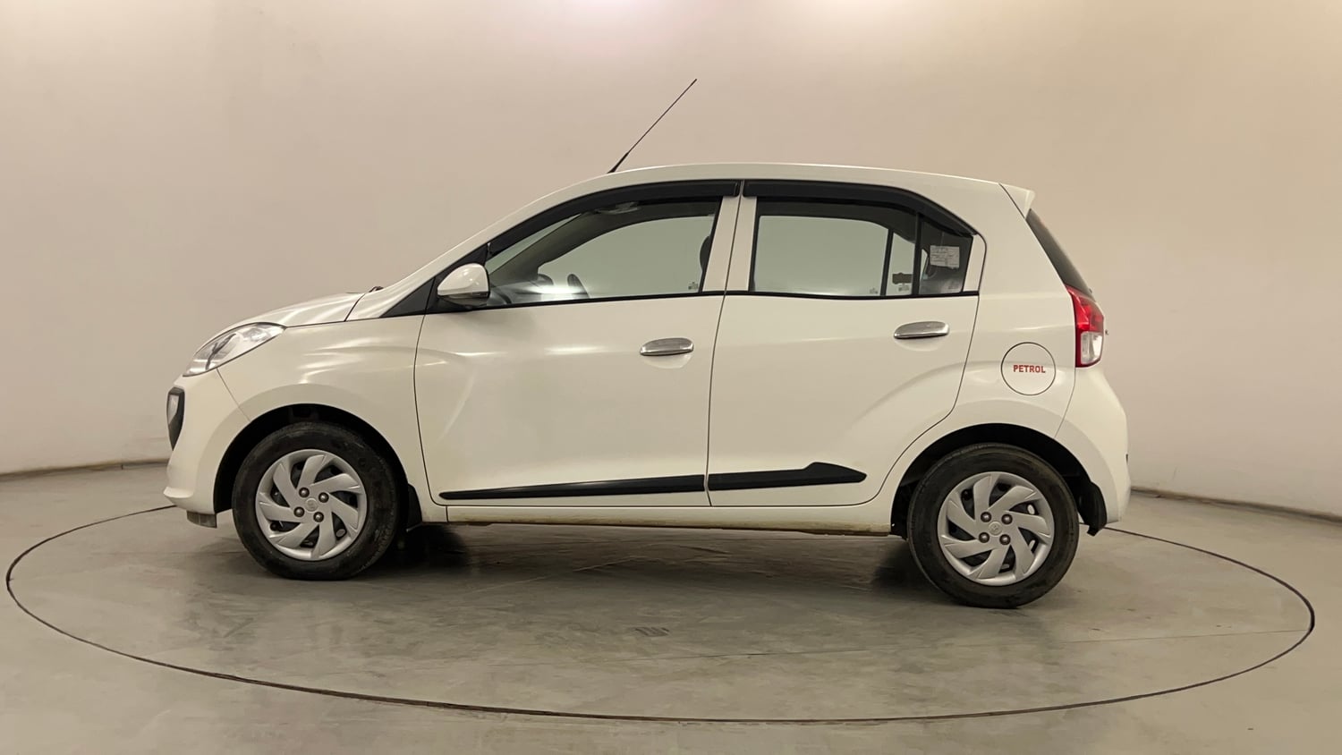 Used 2021 Hyundai Santro Asta Petrol Manual exterior LEFT SIDE VIEW
