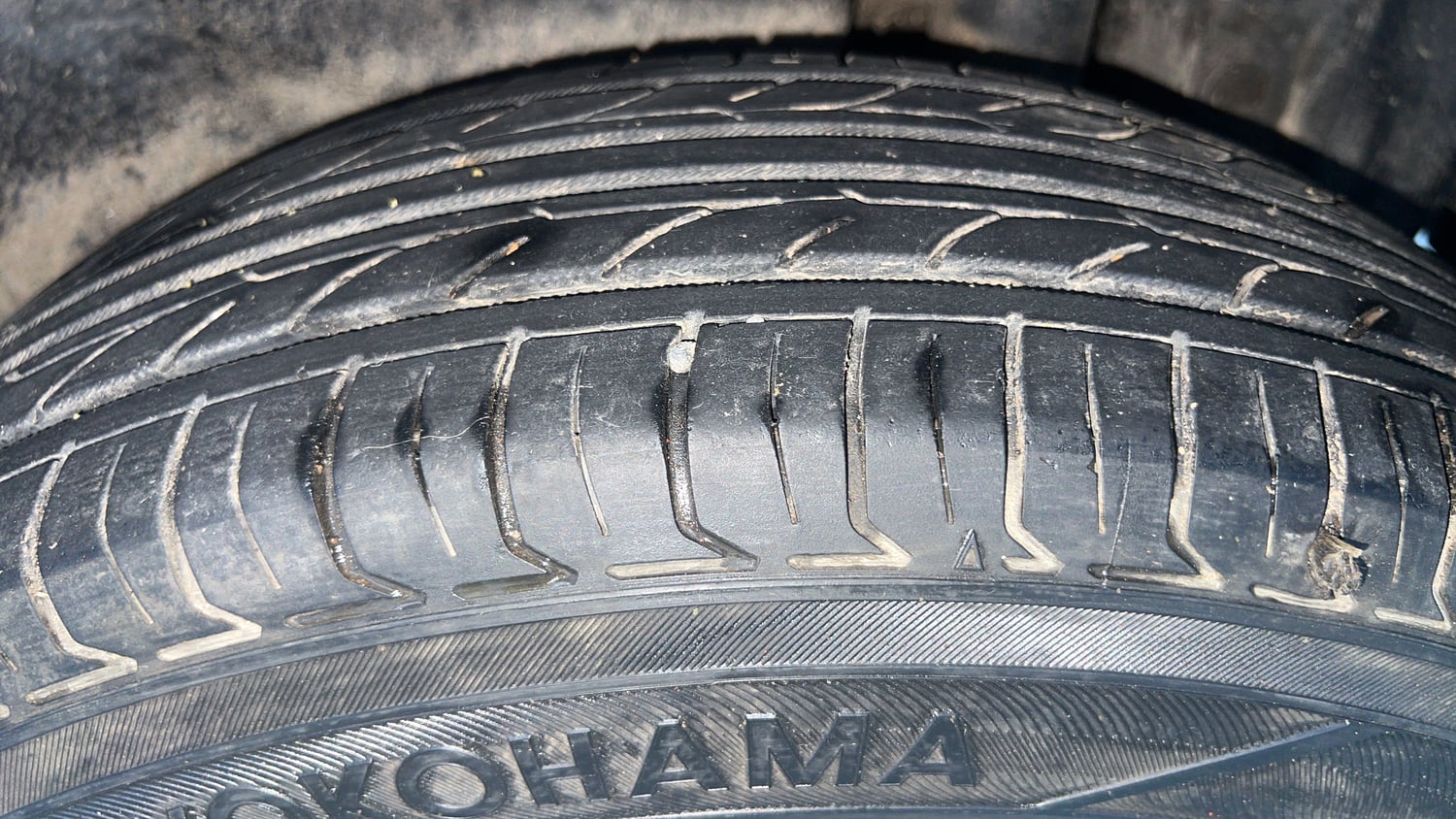 Used 2012 Maruti Suzuki Swift Dzire Automatic Petrol Automatic tyres LEFT REAR TYRE TREAD VIEW