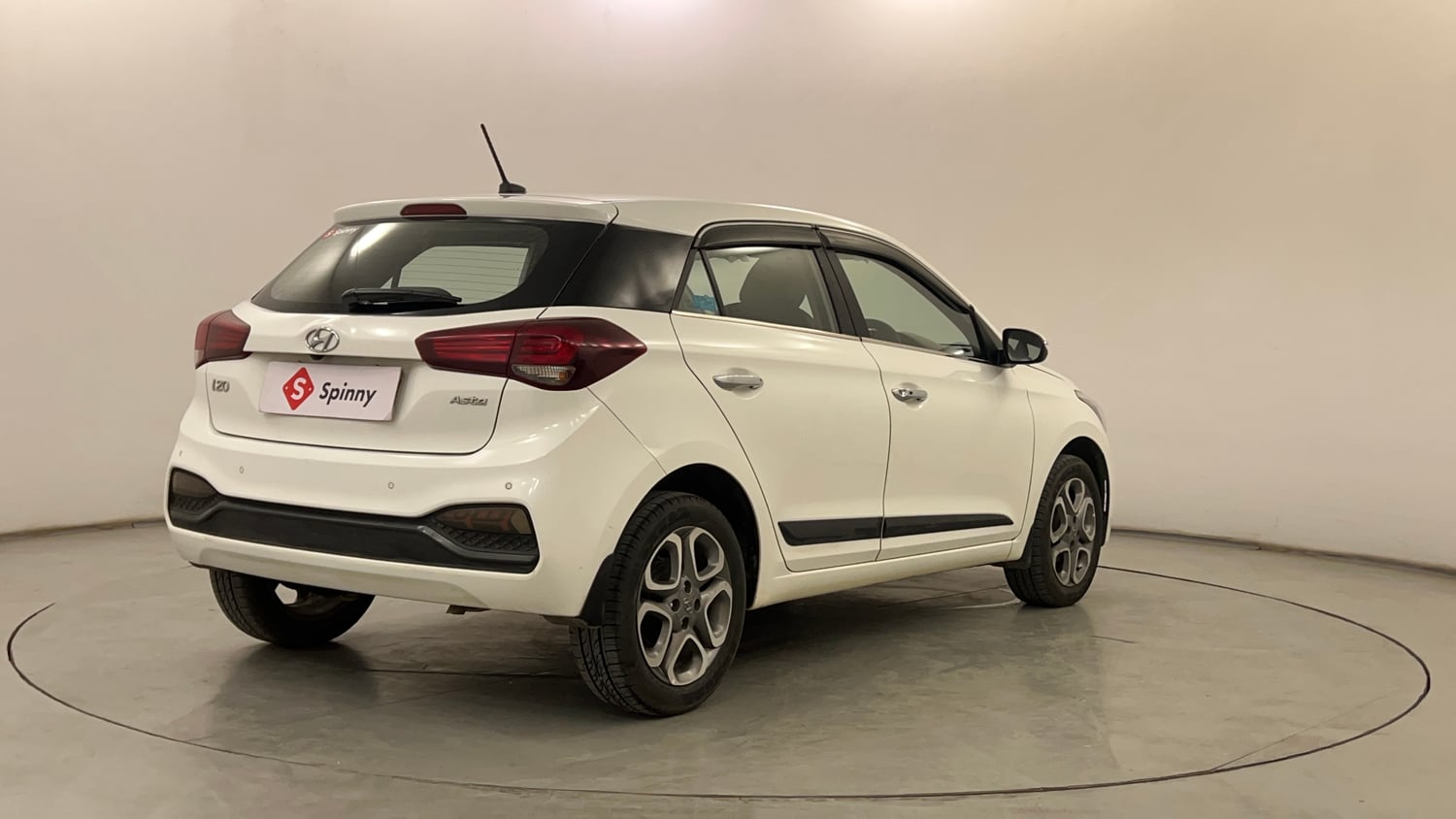 Used 2020 Hyundai Elite i20 Asta 1.2 (O) Petrol Manual exterior RIGHT REAR CORNER VIEW