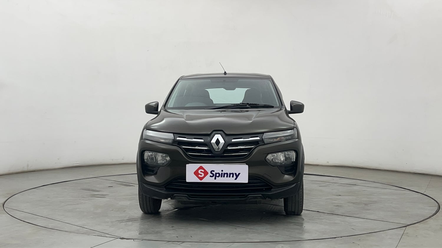 Used 2022 Renault Kwid RXT 1.0 AMT Opt Petrol Automatic exterior FRONT VIEW