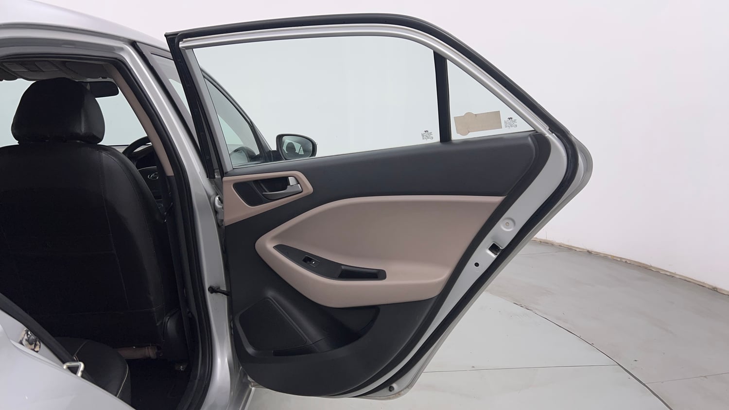 Used 2018 Hyundai Elite i20 Asta 1.2 Petrol Manual interior RIGHT REAR DOOR OPEN VIEW