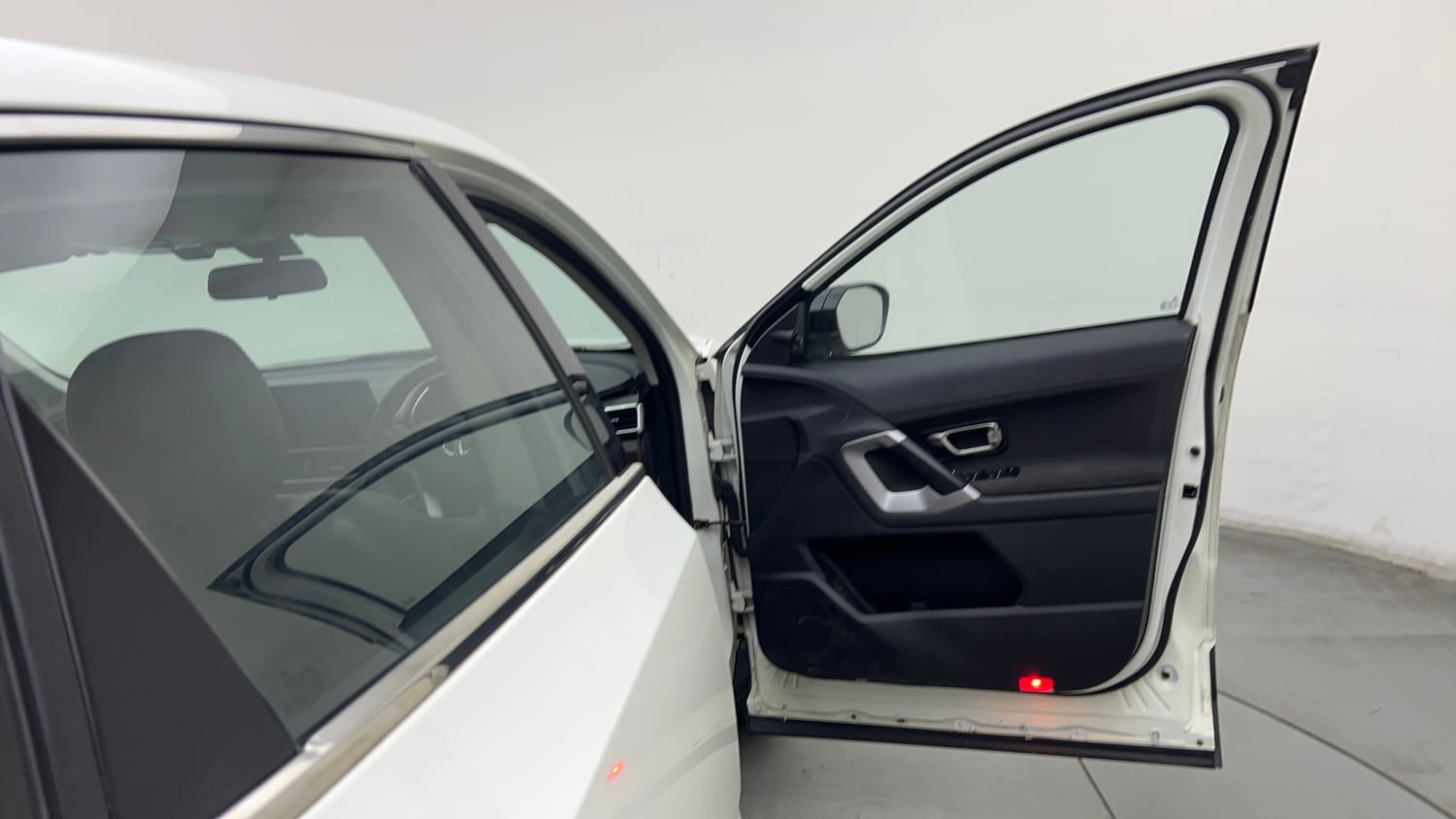 Used 2023 Tata Harrier XT Plus Diesel Manual interior RIGHT FRONT DOOR OPEN VIEW