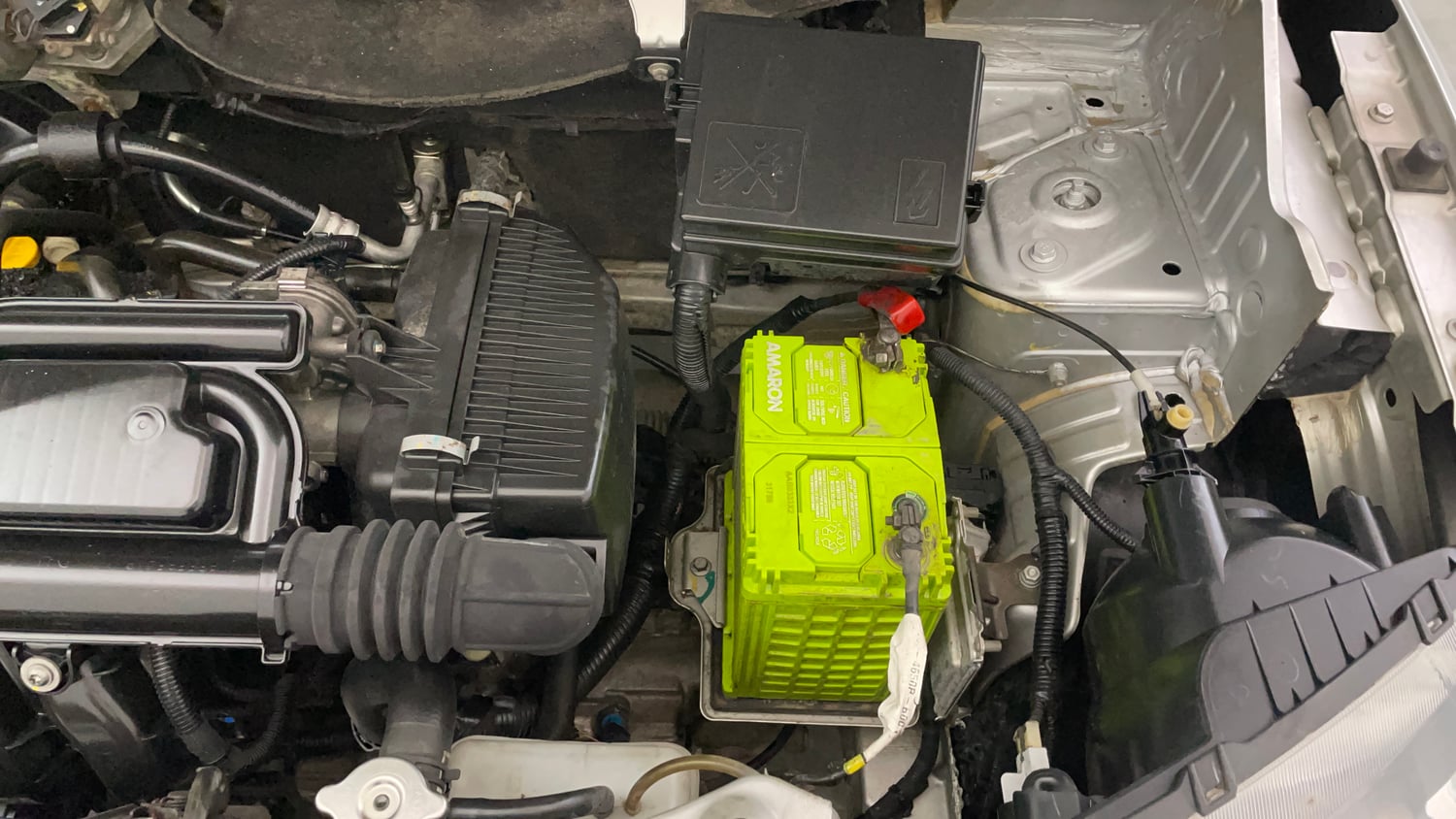Used 2016 Renault Kwid RXT Petrol Manual engine ENGINE LEFT SIDE VIEW