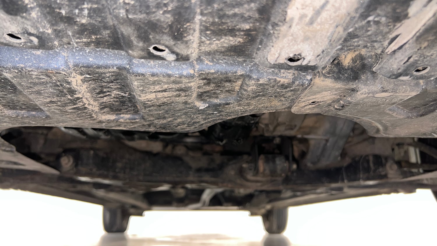 Used 2013 Hyundai i20 Era 1.2 Petrol Manual extra FRONT LEFT UNDERBODY VIEW