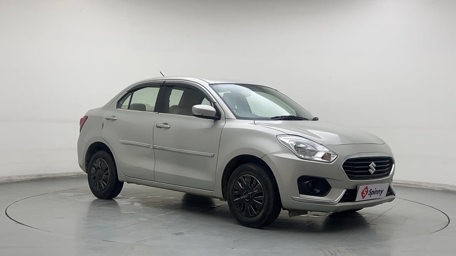 Used 2017 Maruti Suzuki Dzire VXi Petrol Manual exterior RIGHT FRONT CORNER VIEW