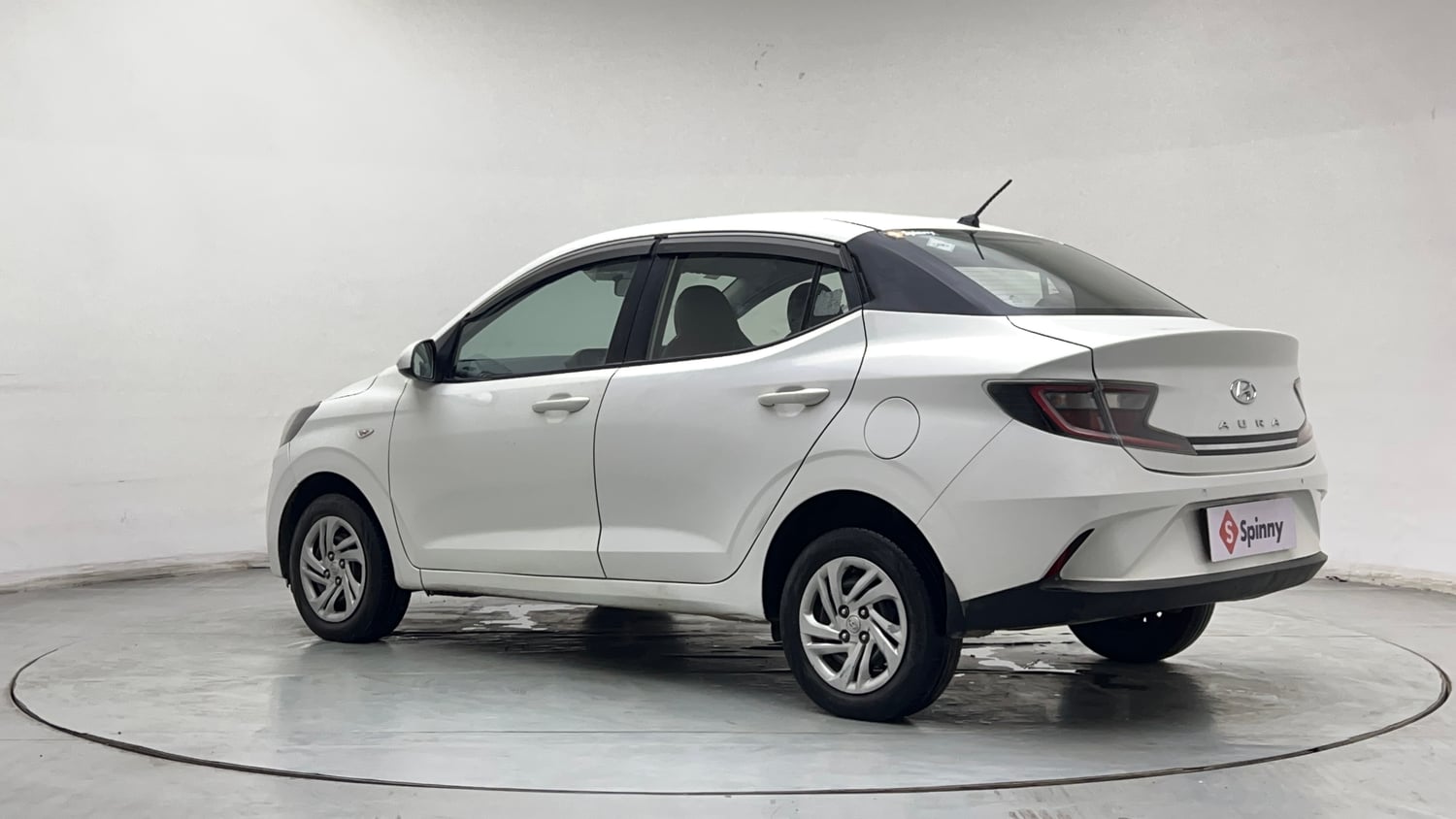 Used 2021 Hyundai Aura S 1.2 CNG Cng Manual exterior LEFT REAR CORNER VIEW