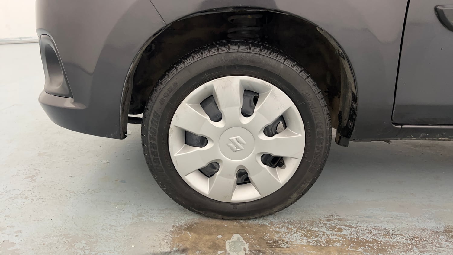 Used 2020 Tata Tiago XT Petrol Manual tyres LEFT FRONT TYRE RIM VIEW