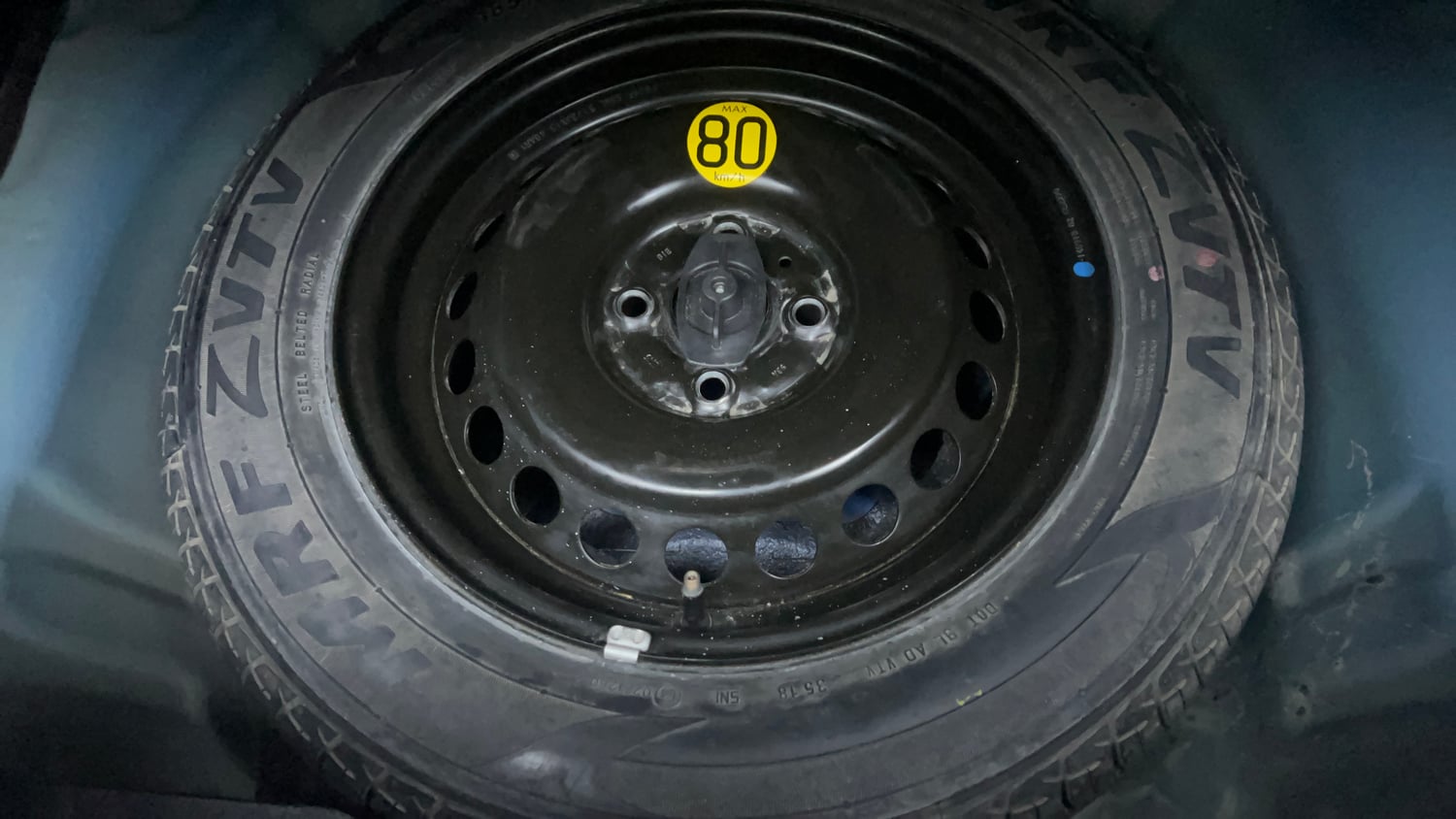 Used 2018 Maruti Suzuki Baleno Alpha 1.2 Petrol Manual tyres SPARE TYRE VIEW