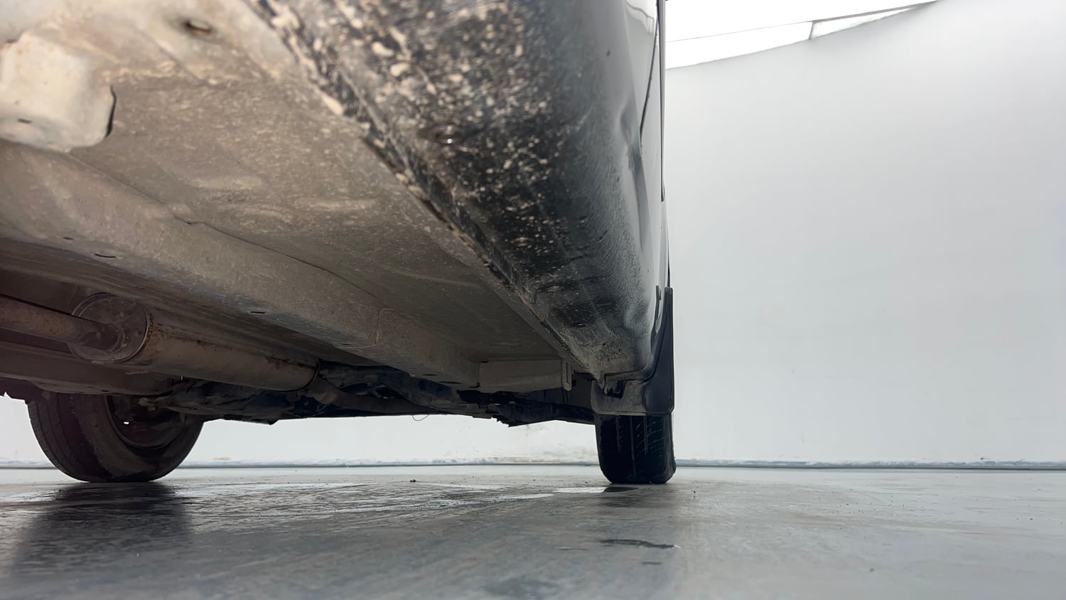 Used 2018 Maruti Suzuki Celerio VXi CNG Cng Manual extra REAR RIGHT UNDERBODY VIEW