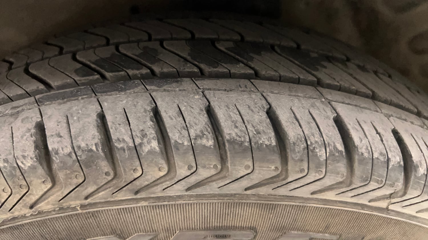 Used 2017 Maruti Suzuki Celerio VXi AMT Petrol Automatic tyres LEFT FRONT TYRE TREAD VIEW