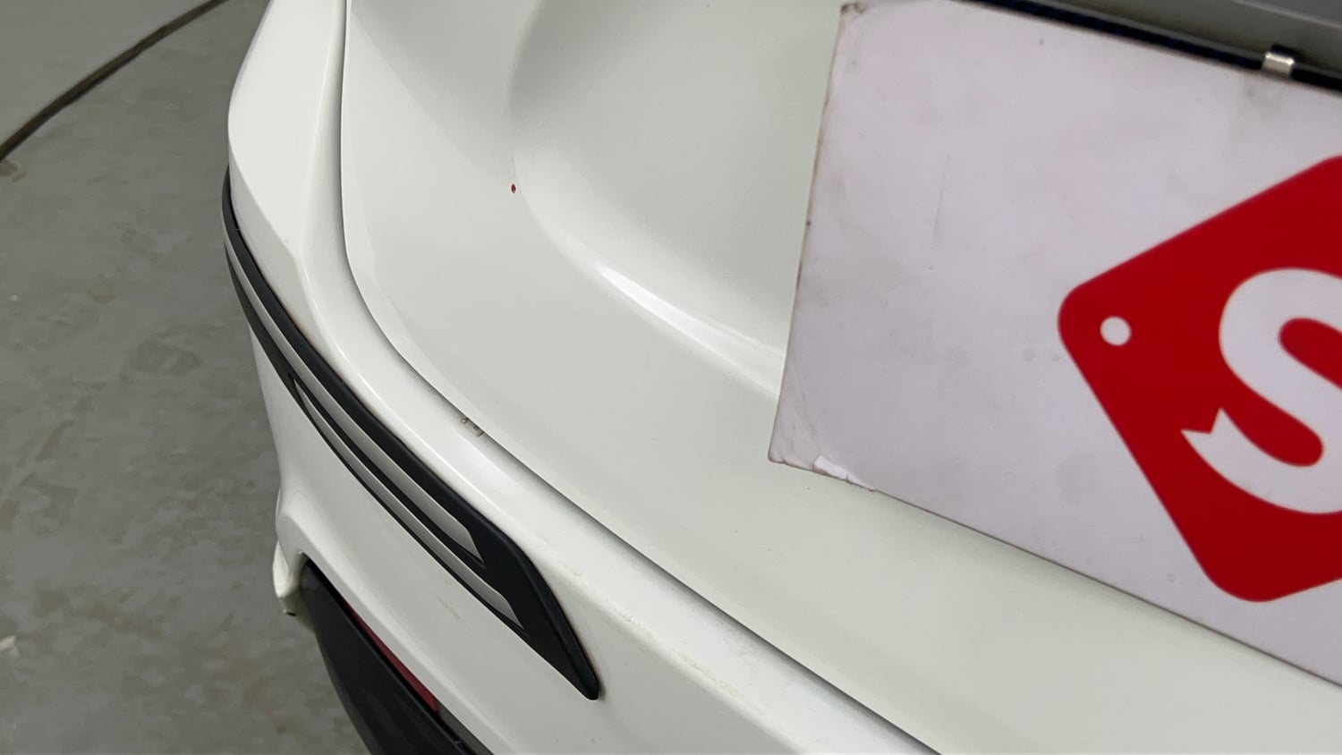 Used 2022 Tata Tigor XZ Plus CNG Cng Manual dents MINOR DENT