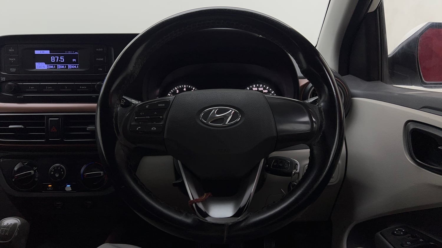Used 2021 Hyundai Aura S 1.2 CNG Cng Manual interior STEERING VIEW