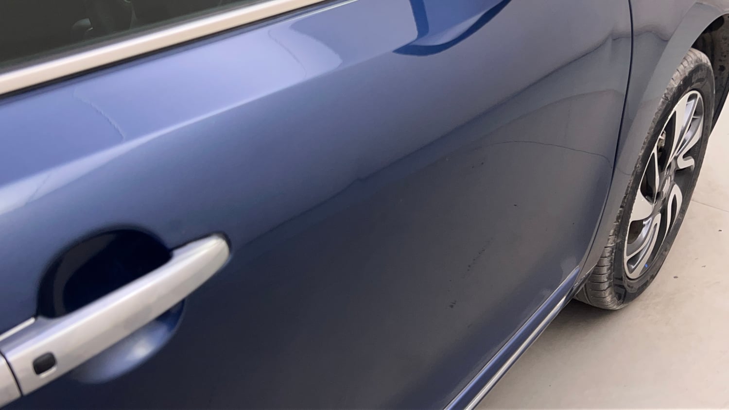 Used 2021 Maruti Suzuki Baleno Alpha Automatic Petrol Automatic dents MINOR DENT