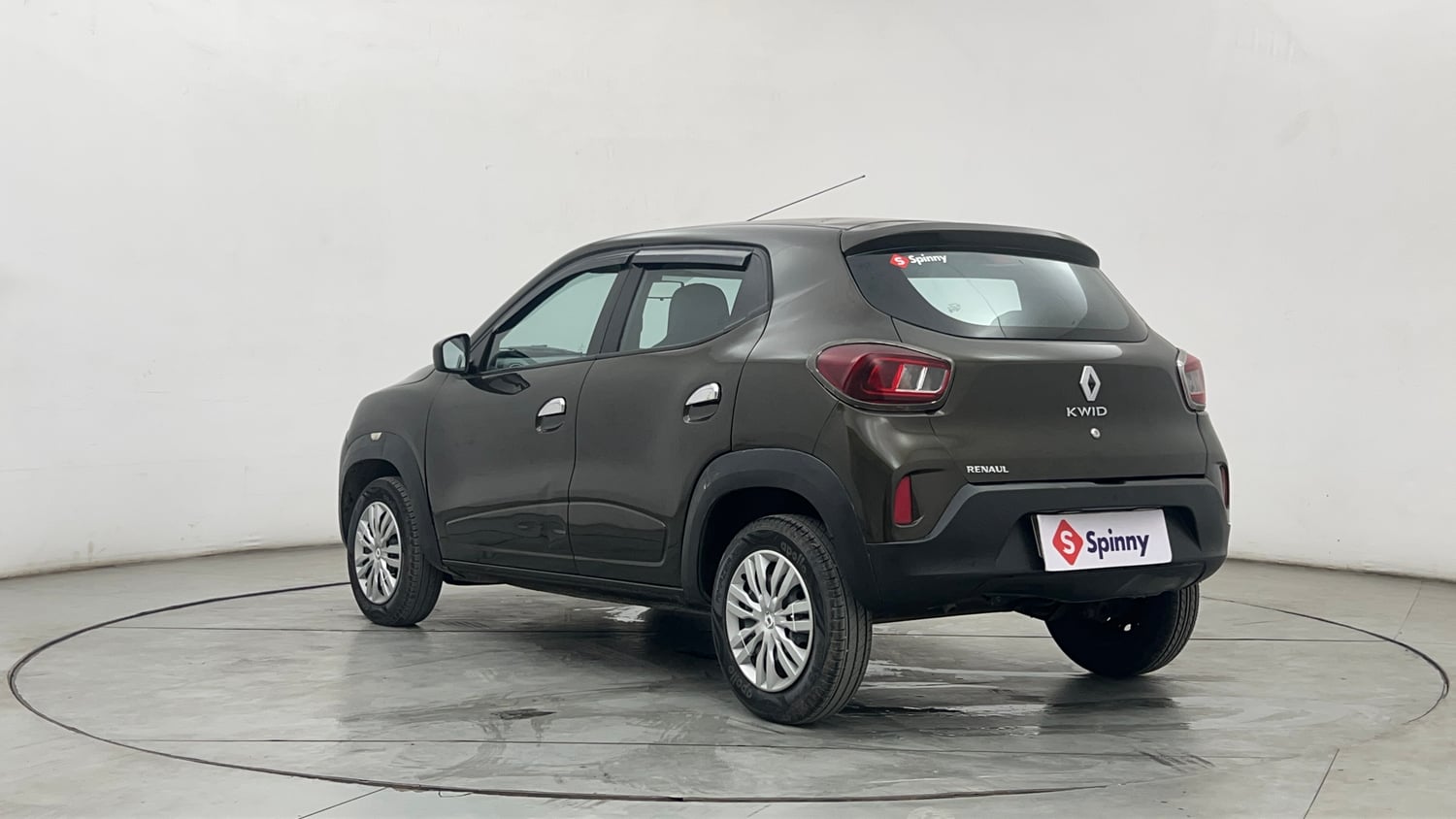 Used 2022 Renault Kwid RXT 1.0 AMT Opt Petrol Automatic exterior LEFT REAR CORNER VIEW