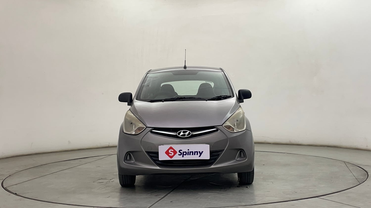 Used 2013 Hyundai Eon Magna Petrol Manual exterior FRONT VIEW