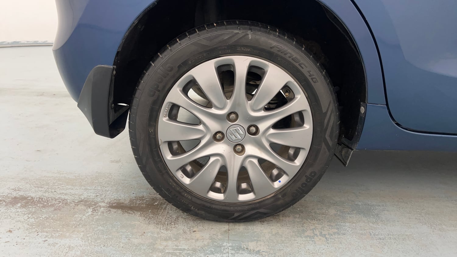 Used 2018 Maruti Suzuki Baleno Alpha 1.2 Petrol Manual tyres RIGHT REAR TYRE RIM VIEW