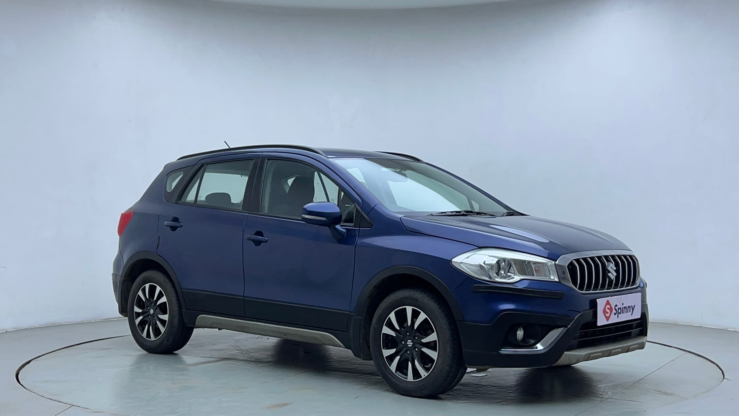 Used 2018 Maruti Suzuki S-Cross Zeta 1.3 Diesel Manual exterior RIGHT FRONT CORNER VIEW