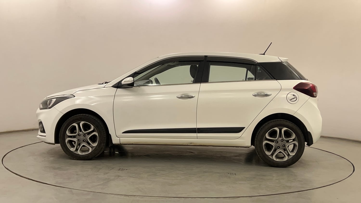 Used 2020 Hyundai Elite i20 Asta 1.2 (O) Petrol Manual exterior LEFT SIDE VIEW