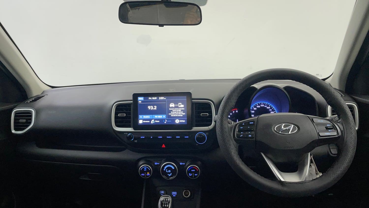 Used 2021 Hyundai Venue SX 1.0 Turbo Petrol Manual interior DASHBOARD VIEW