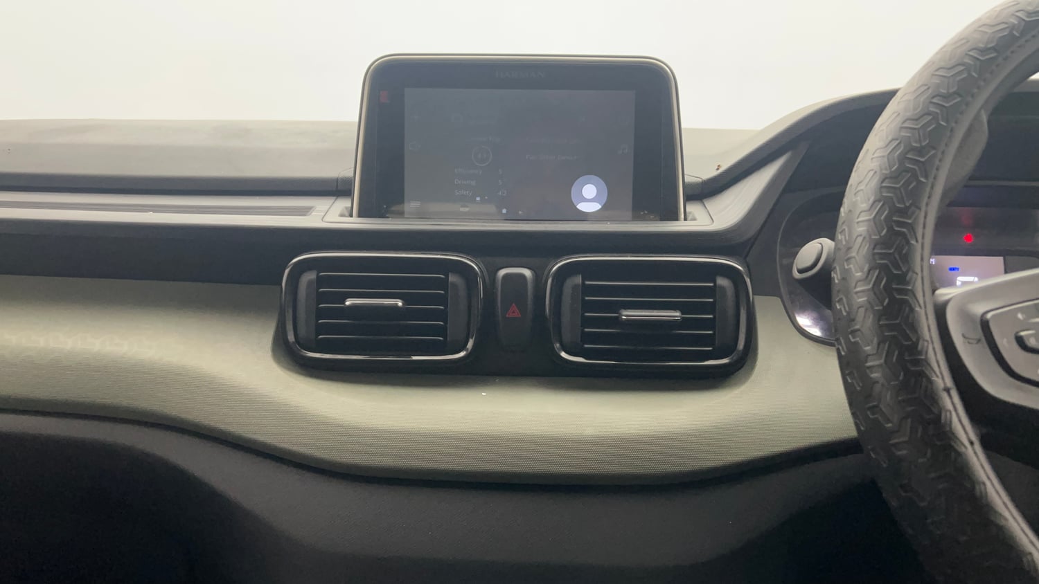 Used 2025 Tata Punch Adventure Plus Petrol Manual interior MUSIC SYSTEM & AC CONTROL VIEW