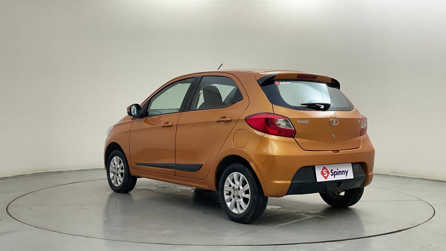 Used 2016 Tata Tiago Revotron XZ Petrol Manual exterior LEFT REAR CORNER VIEW