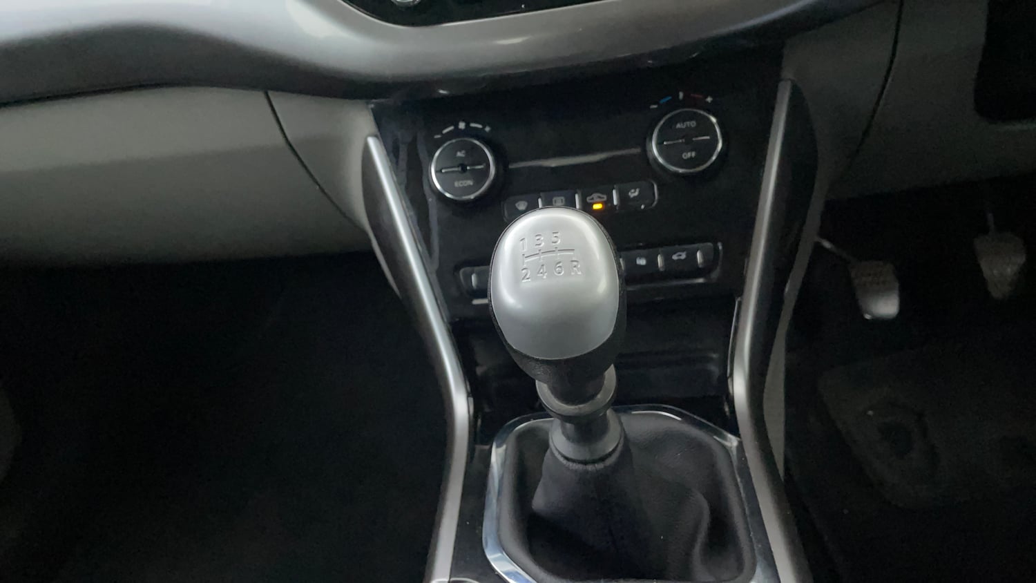 Used 2019 Tata Nexon XZ Plus Petrol Manual interior GEAR  KNOB VIEW
