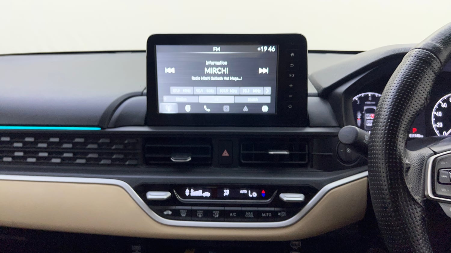 Used 2025 Honda Amaze VX 1.2 Petrol CVT Petrol Automatic top_features Integrated (in-dash) music system
