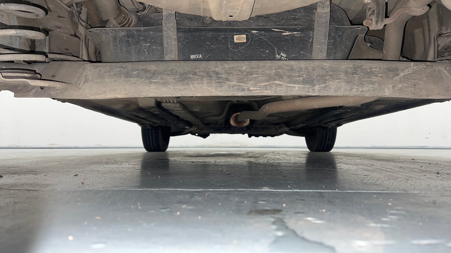 Used 2018 Hyundai Grand i10 Sportz (O) U2 1.2 CRDi Diesel Manual extra REAR UNDERBODY VIEW (TAKEN FROM REAR)
