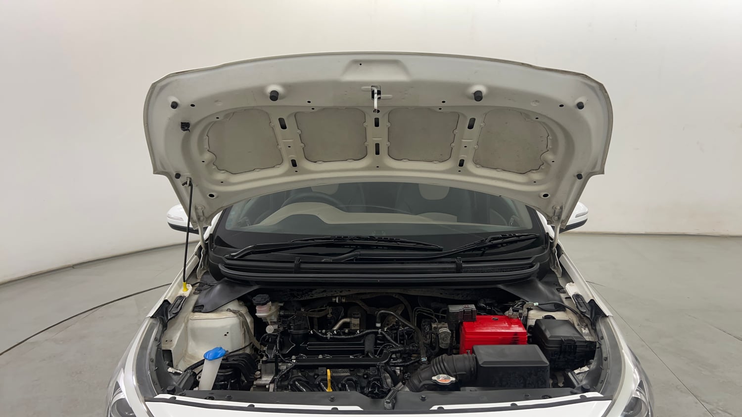 Used 2020 Hyundai Elite i20 Asta 1.2 (O) Petrol Manual engine ENGINE & BONNET OPEN FRONT VIEW