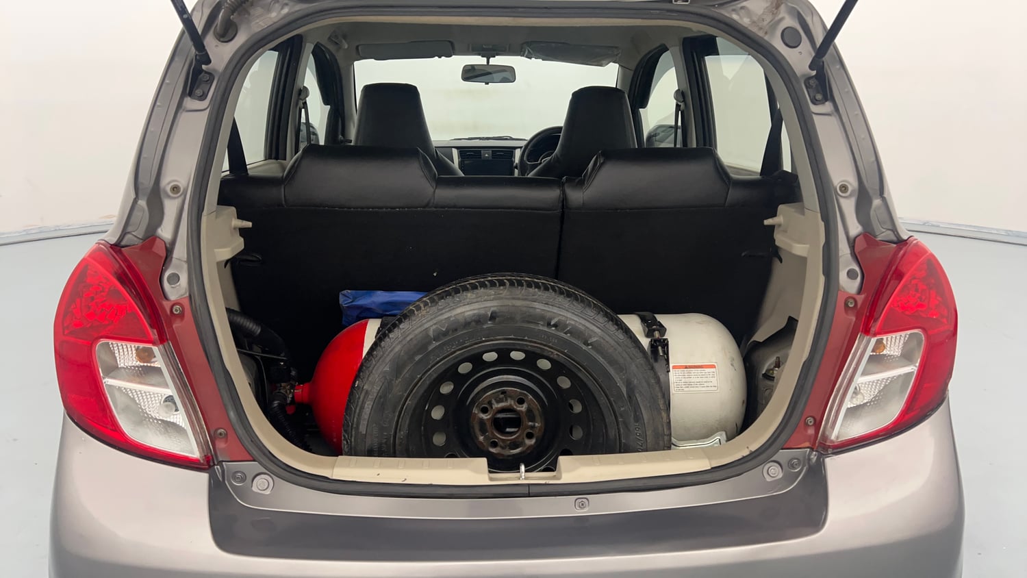 Used 2018 Maruti Suzuki Celerio VXi CNG Cng Manual interior DICKY INSIDE VIEW