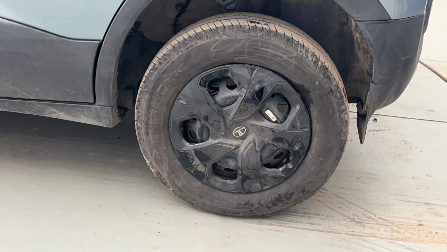Used 2025 Tata Punch Adventure Plus Petrol Manual tyres LEFT REAR TYRE RIM VIEW
