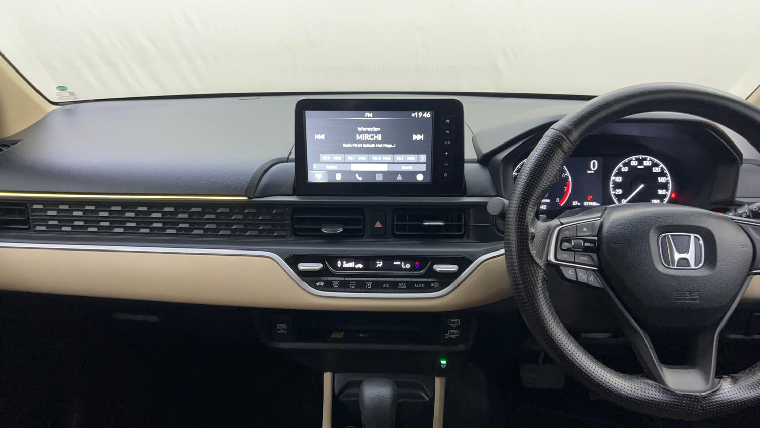 Used 2025 Honda Amaze VX 1.2 Petrol CVT Petrol Automatic interior MUSIC SYSTEM & AC CONTROL VIEW