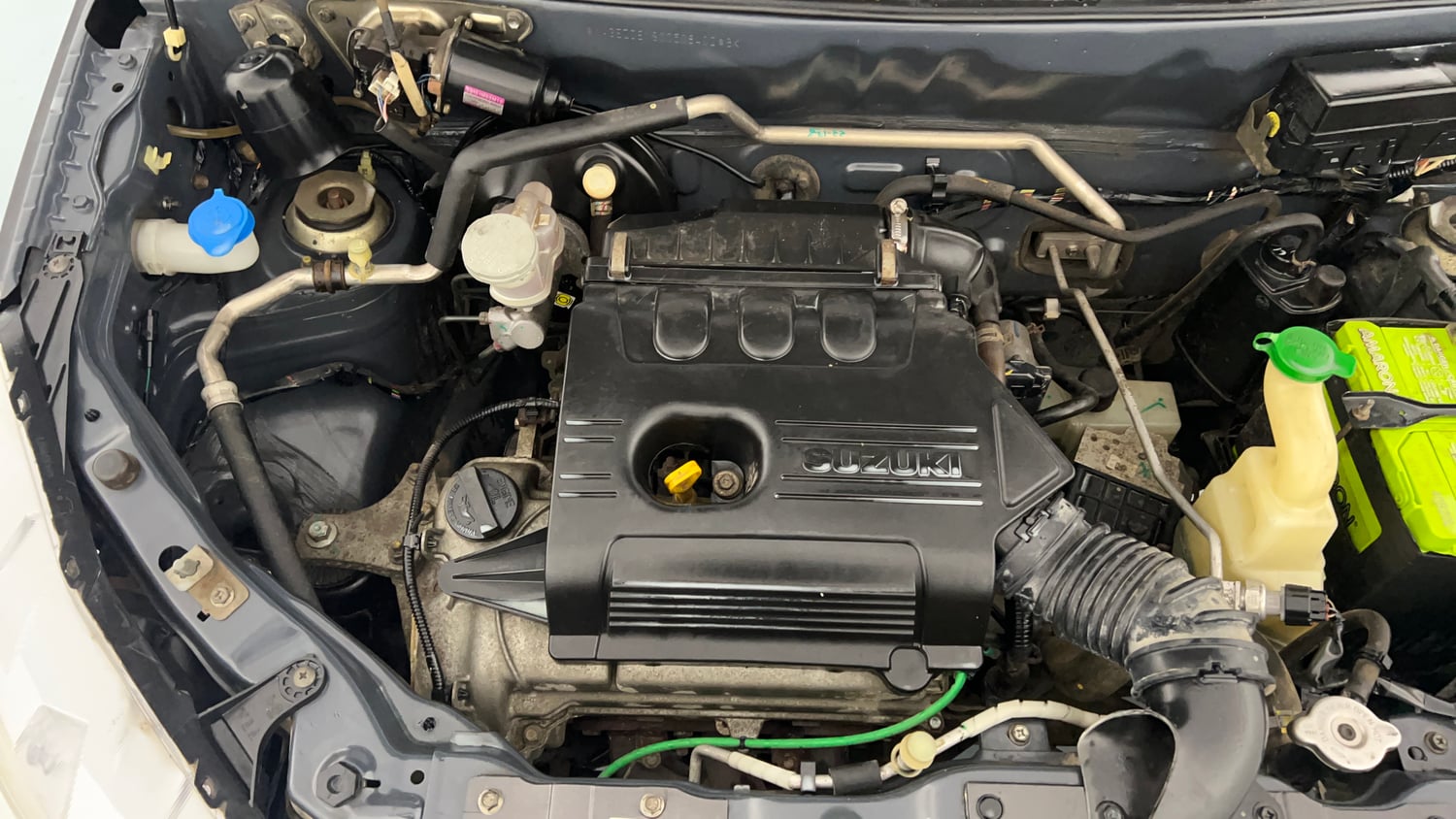 Used 2020 Tata Tiago XT Petrol Manual engine ENGINE RIGHT SIDE VIEW