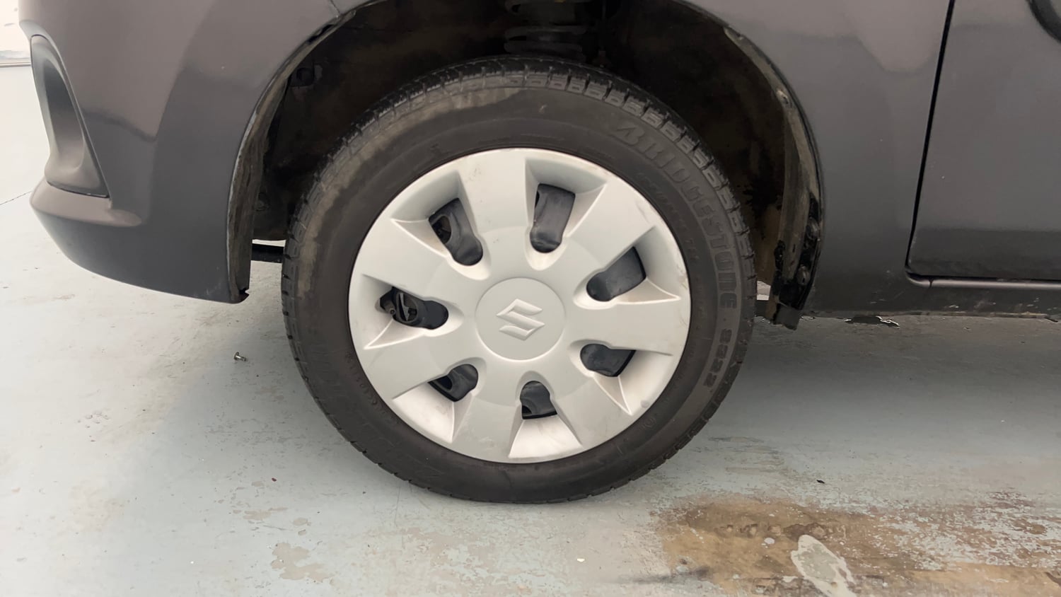 Used 2019 maruti-suzuki Alto K10 VXi (O) AMT Petrol Automatic tyres LEFT FRONT TYRE RIM VIEW