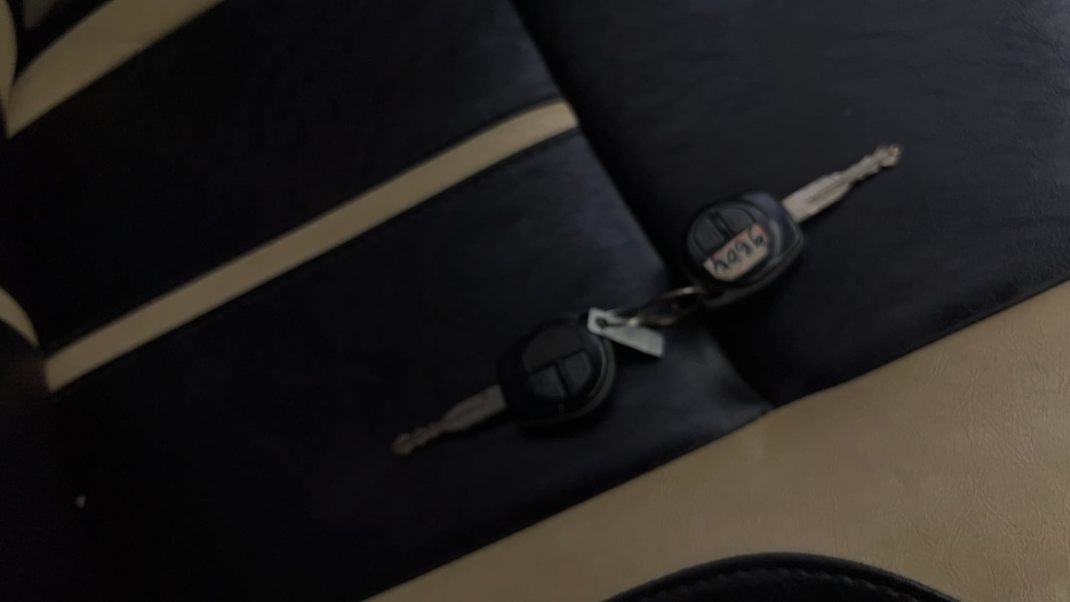 Used 2012 Maruti Suzuki Swift Dzire ZXI Petrol Manual extra CAR KEY VIEW