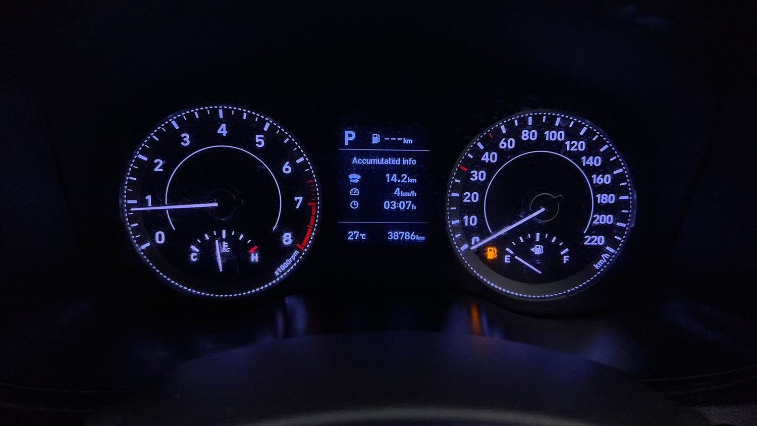 Used 2020 Hyundai Venue SX Plus 1.0 Turbo DCT Petrol Automatic interior CLUSTERMETER VIEW