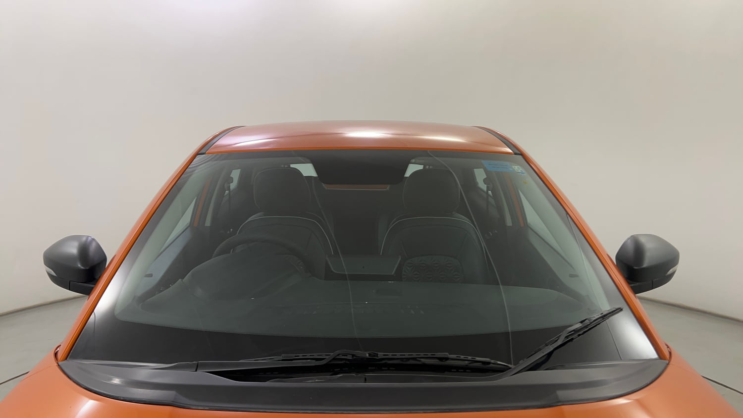 Used 2018 Tata Nexon XE Petrol Manual exterior FRONT WINDSHIELD VIEW