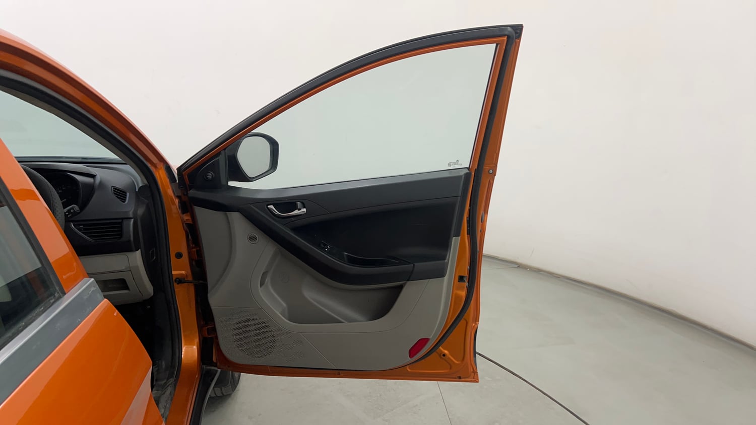 Used 2018 Tata Nexon XE Petrol Manual interior RIGHT FRONT DOOR OPEN VIEW
