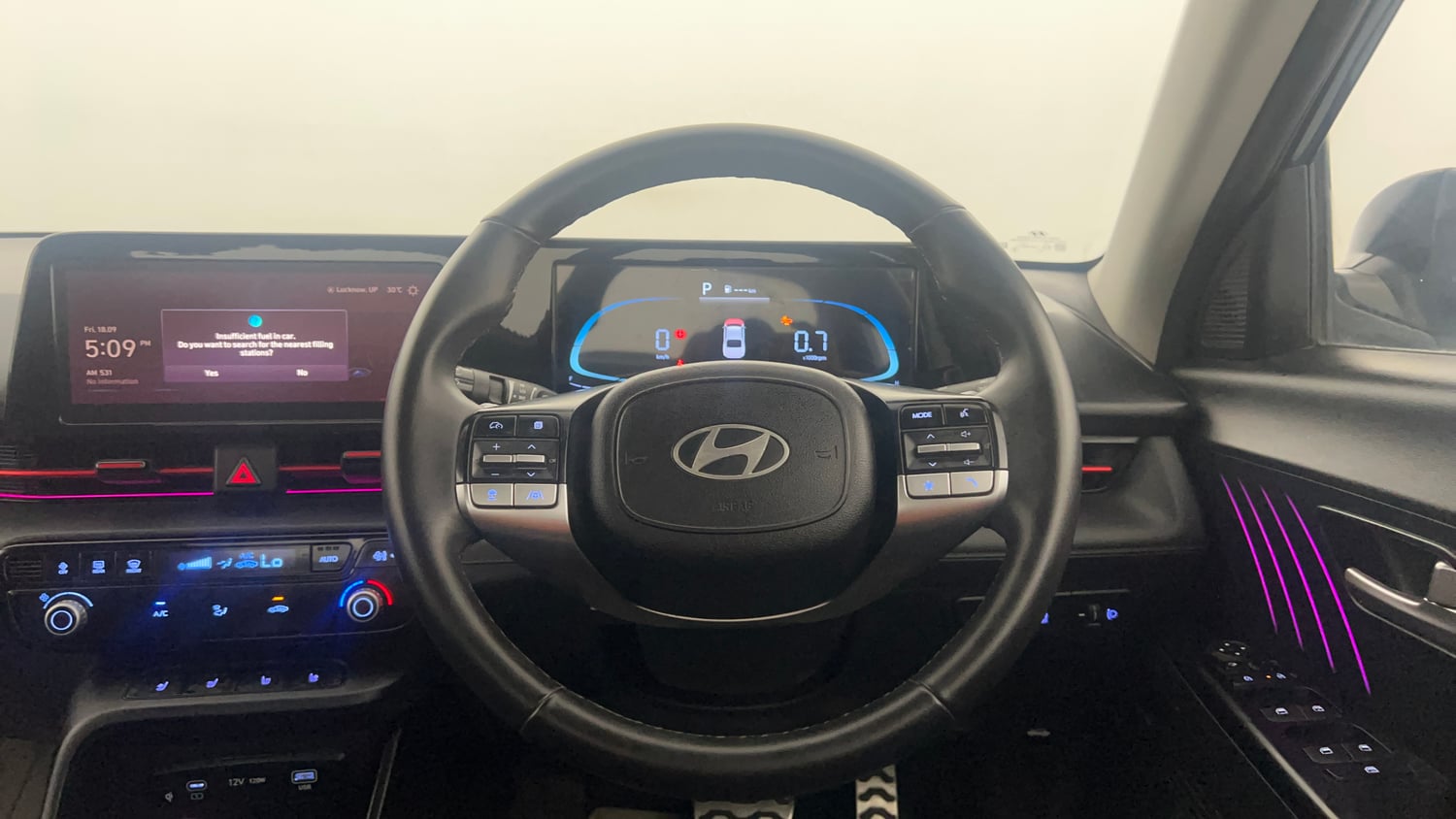 Used 2023 Hyundai Verna SX (O) 1.5 Turbo Petrol DCT Petrol Automatic interior STEERING VIEW