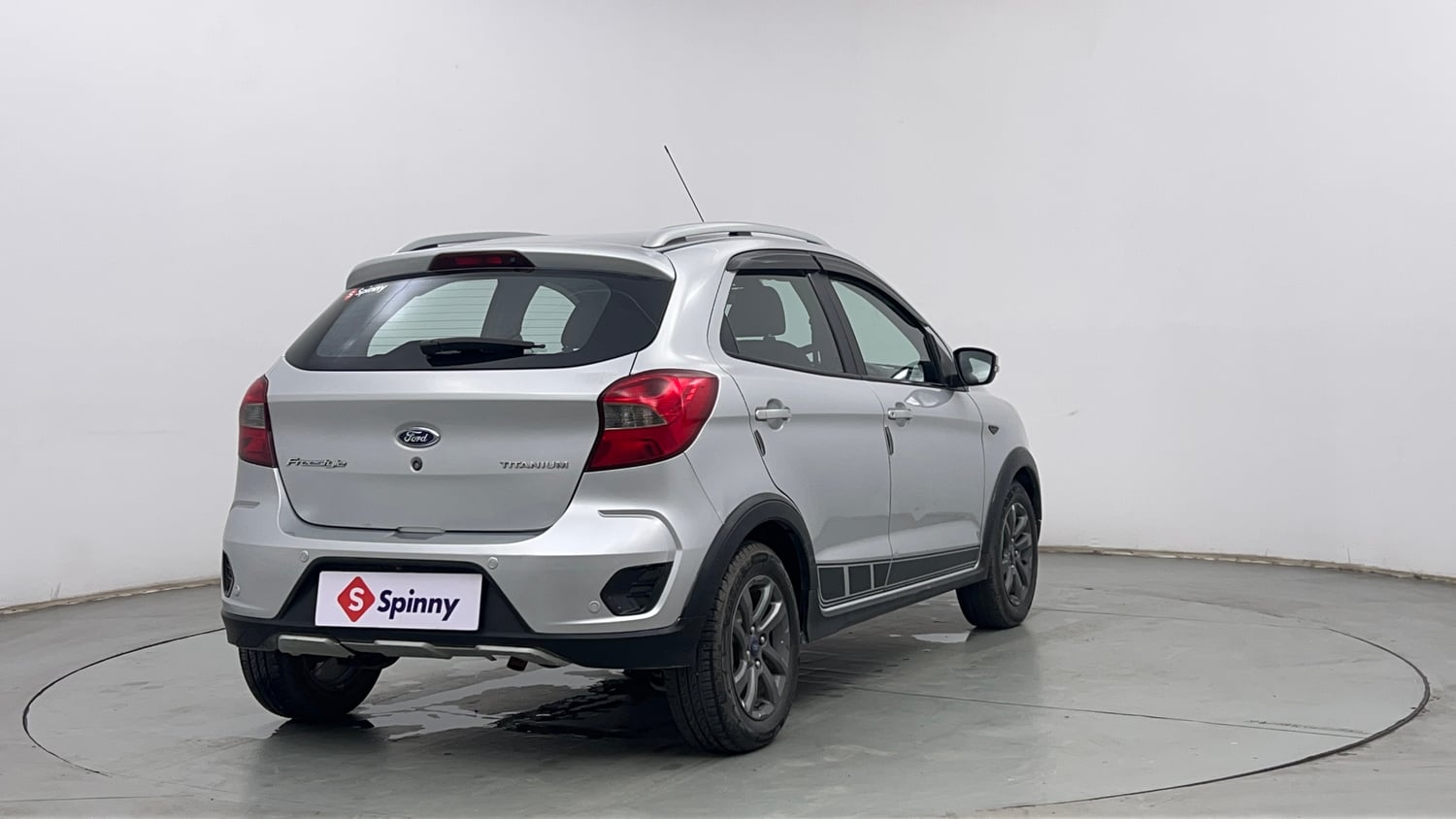 Used 2020 Ford Freestyle Titanium Plus 1.2 Ti-VCT Petrol Manual exterior RIGHT REAR CORNER VIEW